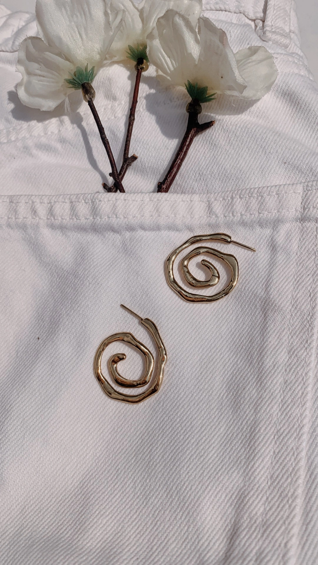 Ama Earrings - Image 2